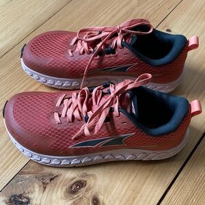 Altra Womens Outroad AL0A7R72680 Burnt Orange Running Shoes Sneakers Size 7.5